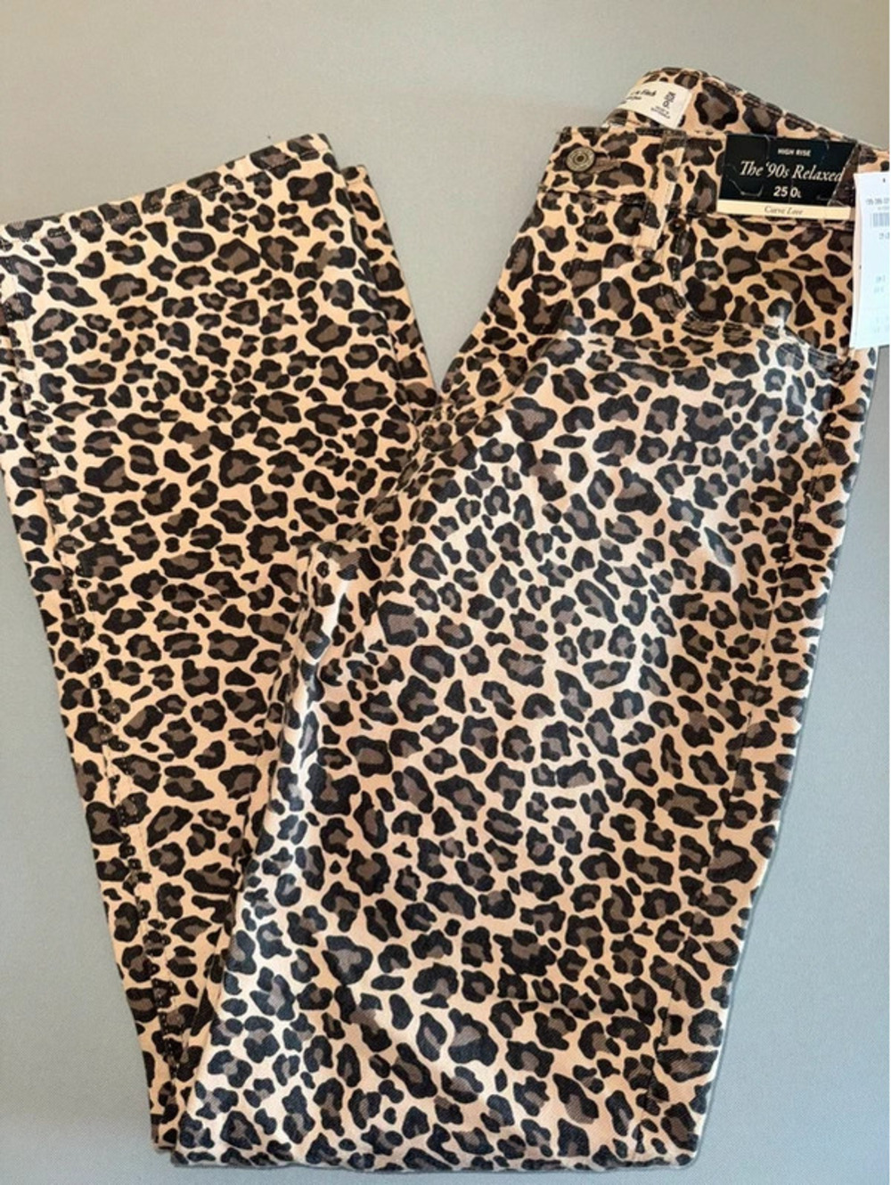 Abercrombie And Fitch Trendy NWT Leopard Print 90s Relaxed Jean Hi-Rise 25 0L